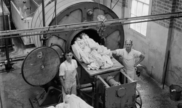 Real 机械制造 photo for Matching Manufacturing Processes to Material and Tolerance