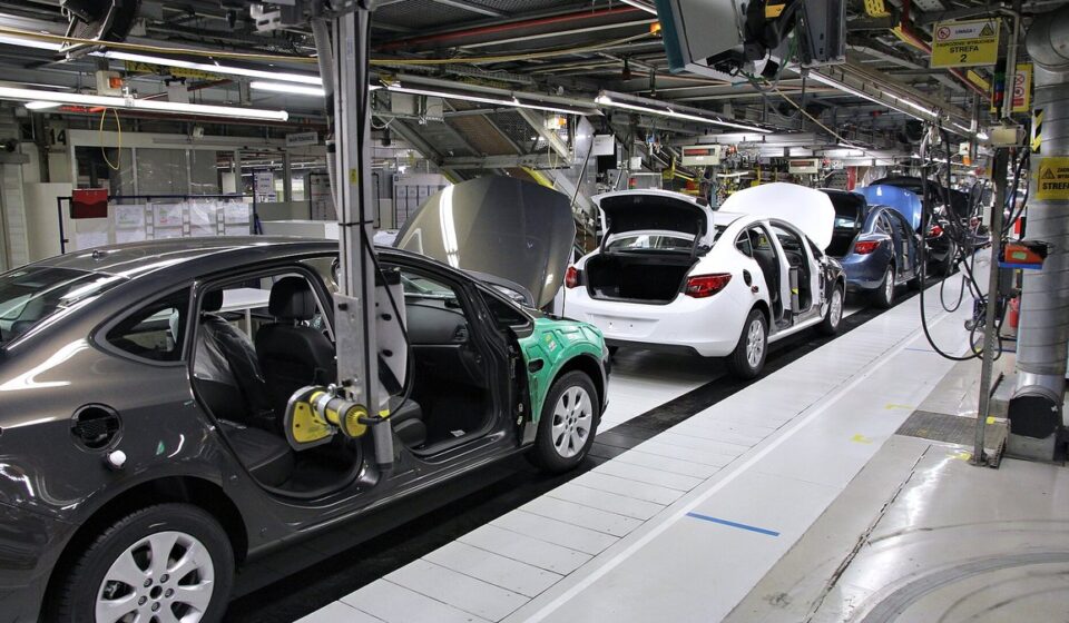 Real 机械制造 photo for How Capacity Models Support a Practical Factory Expansion