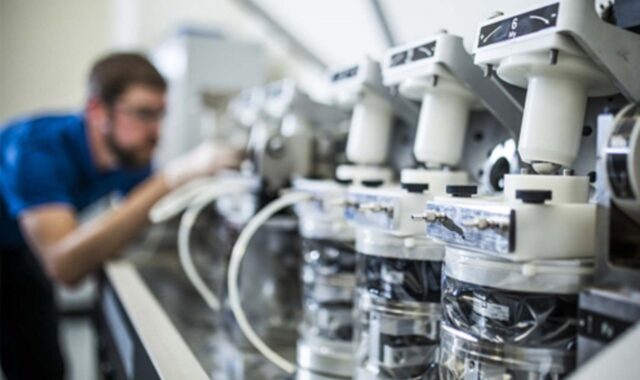 medical, device, hospital, equipment, healthcare, health, syringe, instrument, medicine, doctor, care, diagnosis, clinical, microscope, laboratory, illness, healthy, heartbeat, stethoscope, test, computer, cardiac, laptop, nurse, tool, microscope, laboratory, laboratory, laboratory, laboratory, laboratory