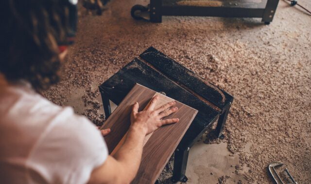 wood, sawdust, shop, tools, construction, people, hands, equipment, brown shopping, brown shop, brown tools, sawdust, sawdust, sawdust, sawdust, sawdust