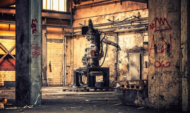 machine, robot, abandoned places, pforphoto, hall, factory, industry, space, past, industrial plant, transience, dilapidated, shabby, decay, factory building, lost places, ailing, robot, robot, robot, robot, robot