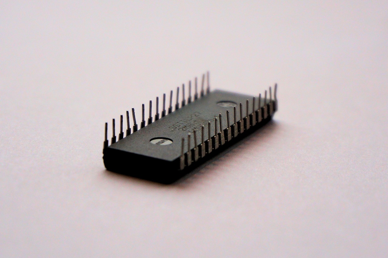 chip, computer chip, r a m, it, store, disk space, computing power, network, hardware, internet, computer, data processing, server, chip, computer chip, computer chip, computer chip, server, server, server, server, server