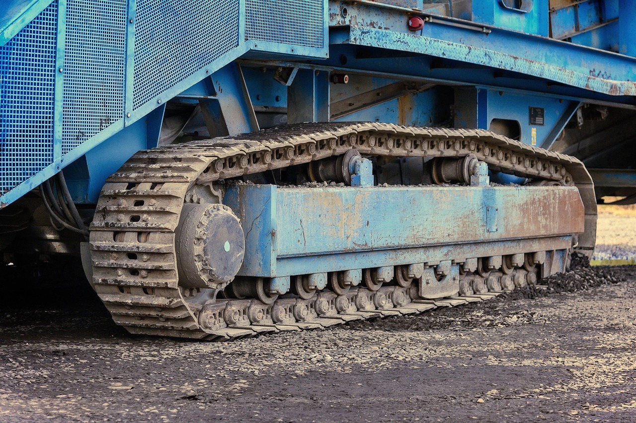 chain, machine, tracked vehicle, crusher, technology, building, construction site, transport, metal, construction machine, work, noise, cancellation, tool, noise, noise, noise, noise, noise