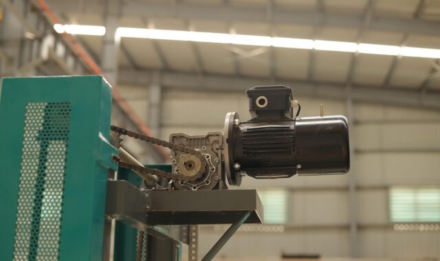 machine, industry, technology, metal, manufacturing, industrial, tool, engineering, equipment, production, work, strategy, mechanics, brown tools