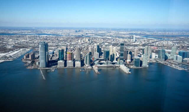 city, skyline, urban landscape, waters, architecture, travel, panorama, port, skyscraper, heaven, sea, nature, panoramic image, urban, on the water, horizontal, bay, city center, usa, new jersey, aerial view, center, flow, building
