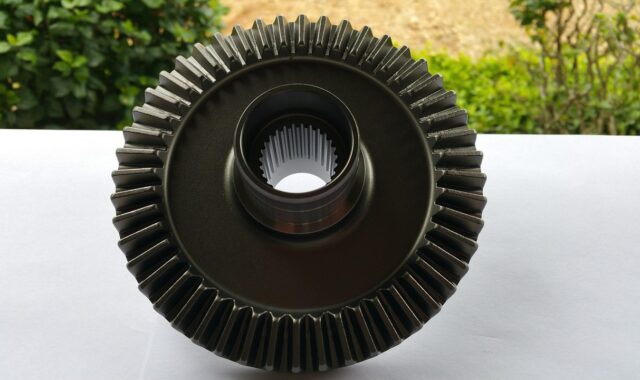 gear, crown gear, splines, metal