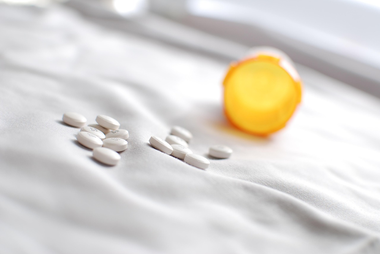 pills, medicines, tablets, dose, rx, pharma, pharmaceutical, addiction